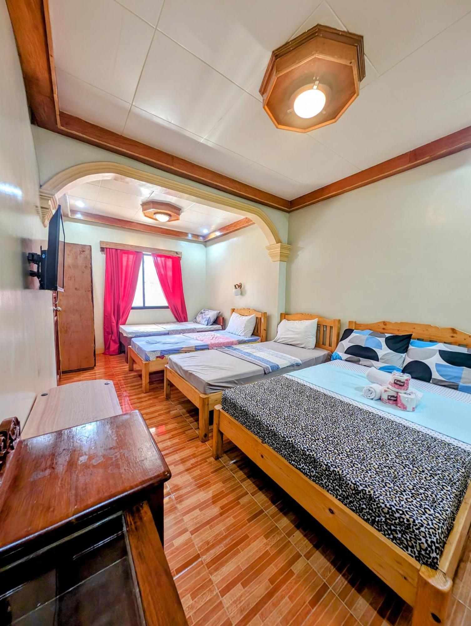 Screaming Gecko Hostel Бусуанга Екстериор снимка